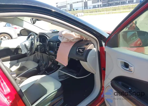 2018 Jeep Compass Limited Fwd from USA, damaged, VIN 3C4NJCCB0JT375411